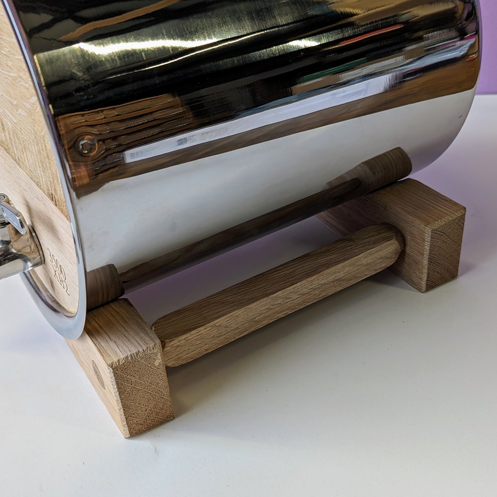 American Oak 1.8-Gallon (6.4L) Barrel Display Stand