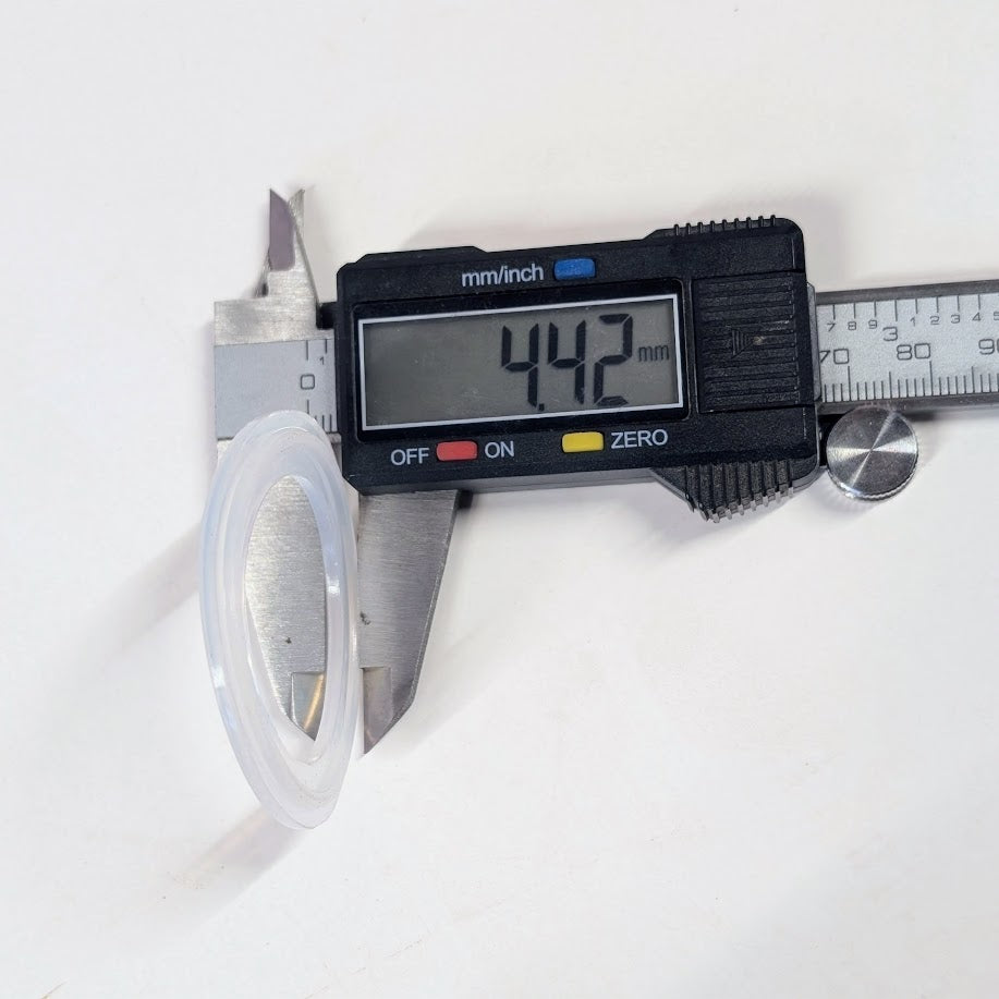 Heavy-Duty Tri-Clamp with Platinum-Cured Silicone Gasket