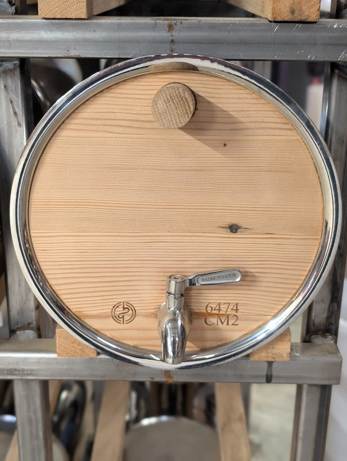 1.8-Gallon (6.4L) Last Chance Barrel